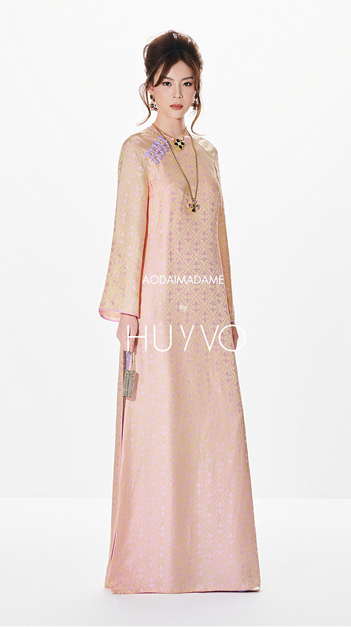 Lập Xuân Hồng Sakura – Sắc Nắng Đầu Mùa