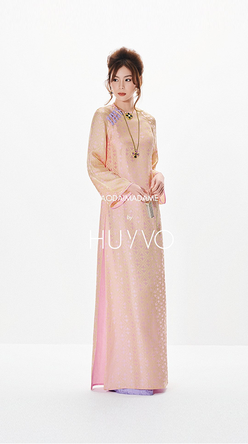 Lập Xuân Hồng Sakura – Sắc Nắng Đầu Mùa