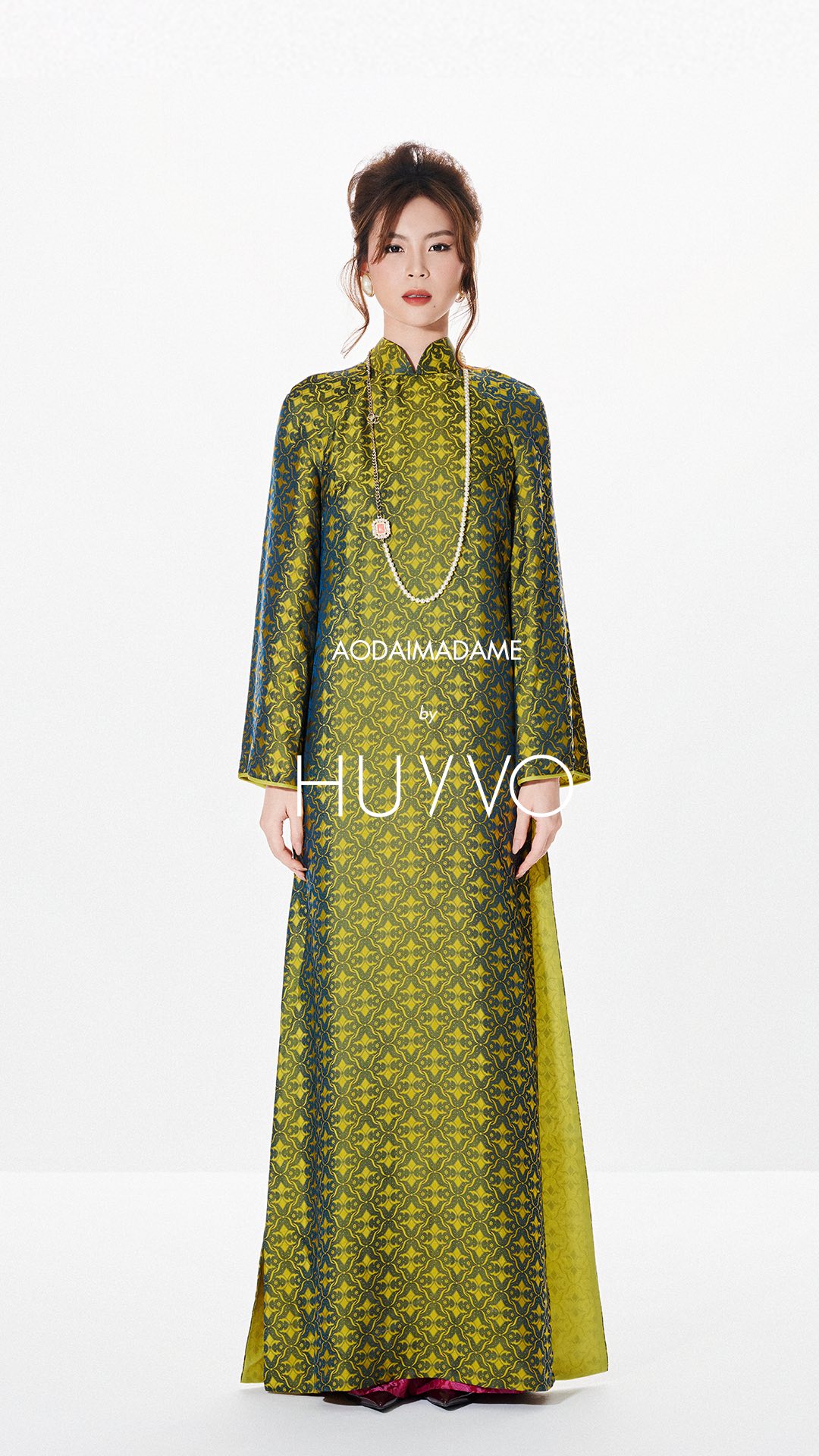 Thanh Lục Hoàng Kim Lập Xuân