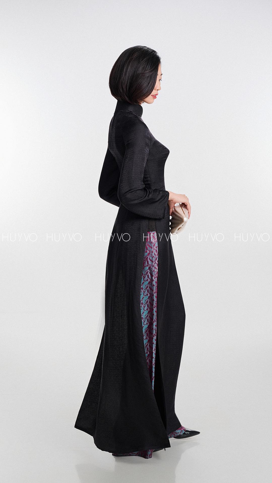 Đệ nhất phu nhân – Clouds