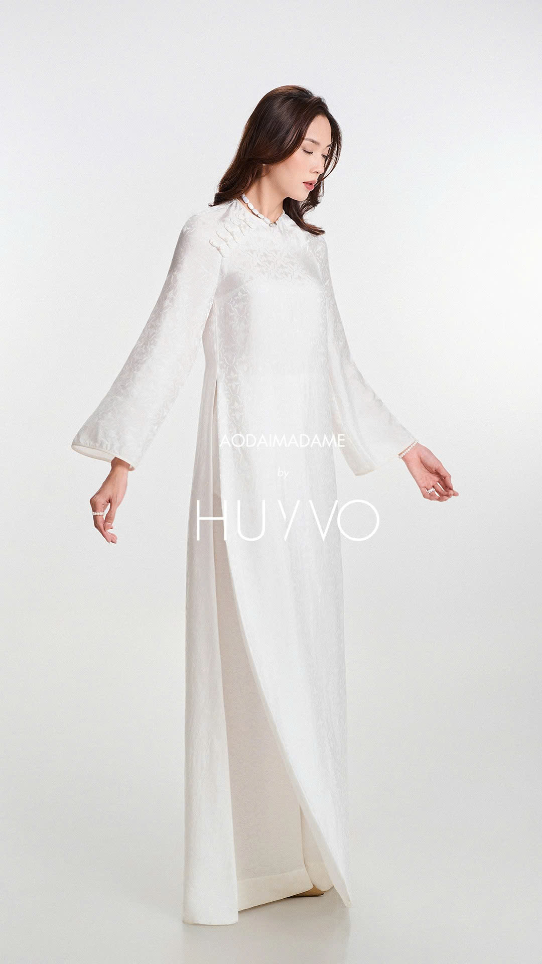 Sắc Trắng Thanh Khiết- Abloom