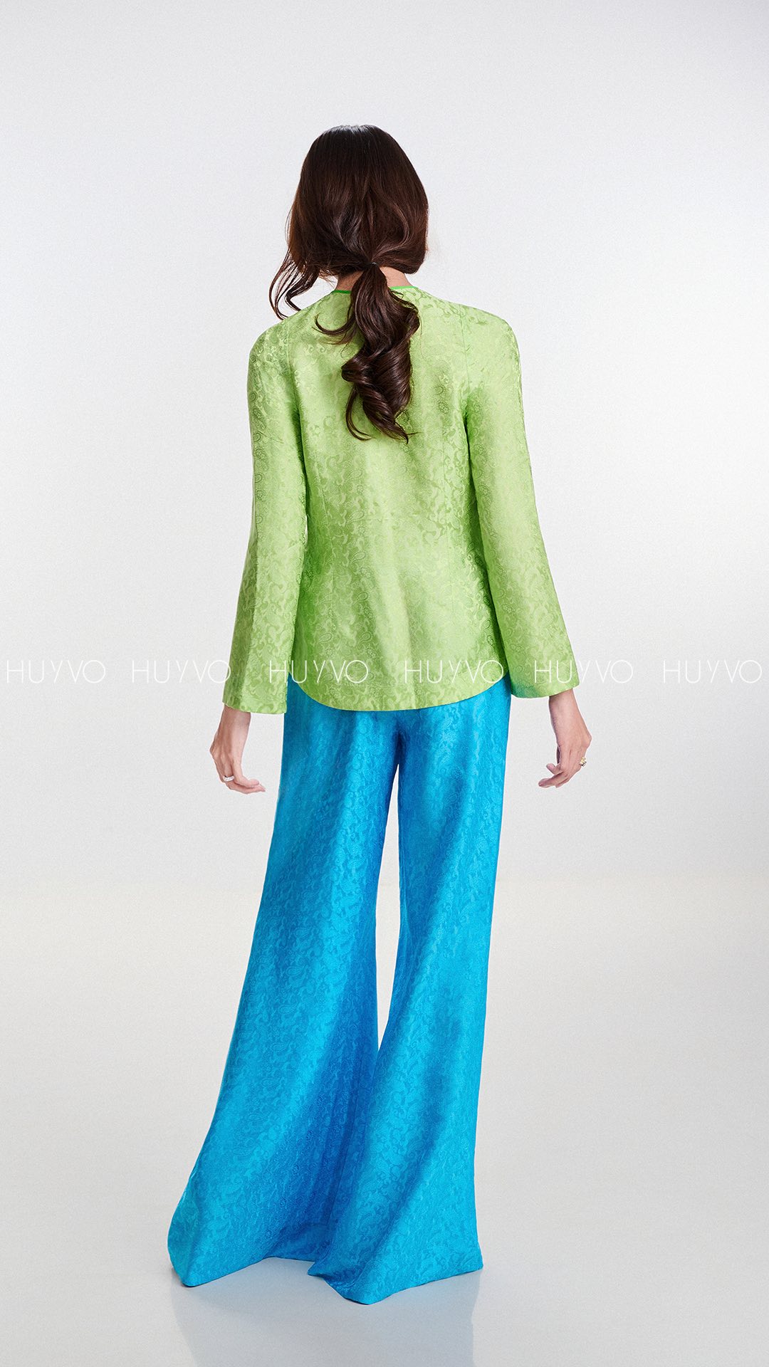 Chị Sáu – Bà Ba Mademoiselle