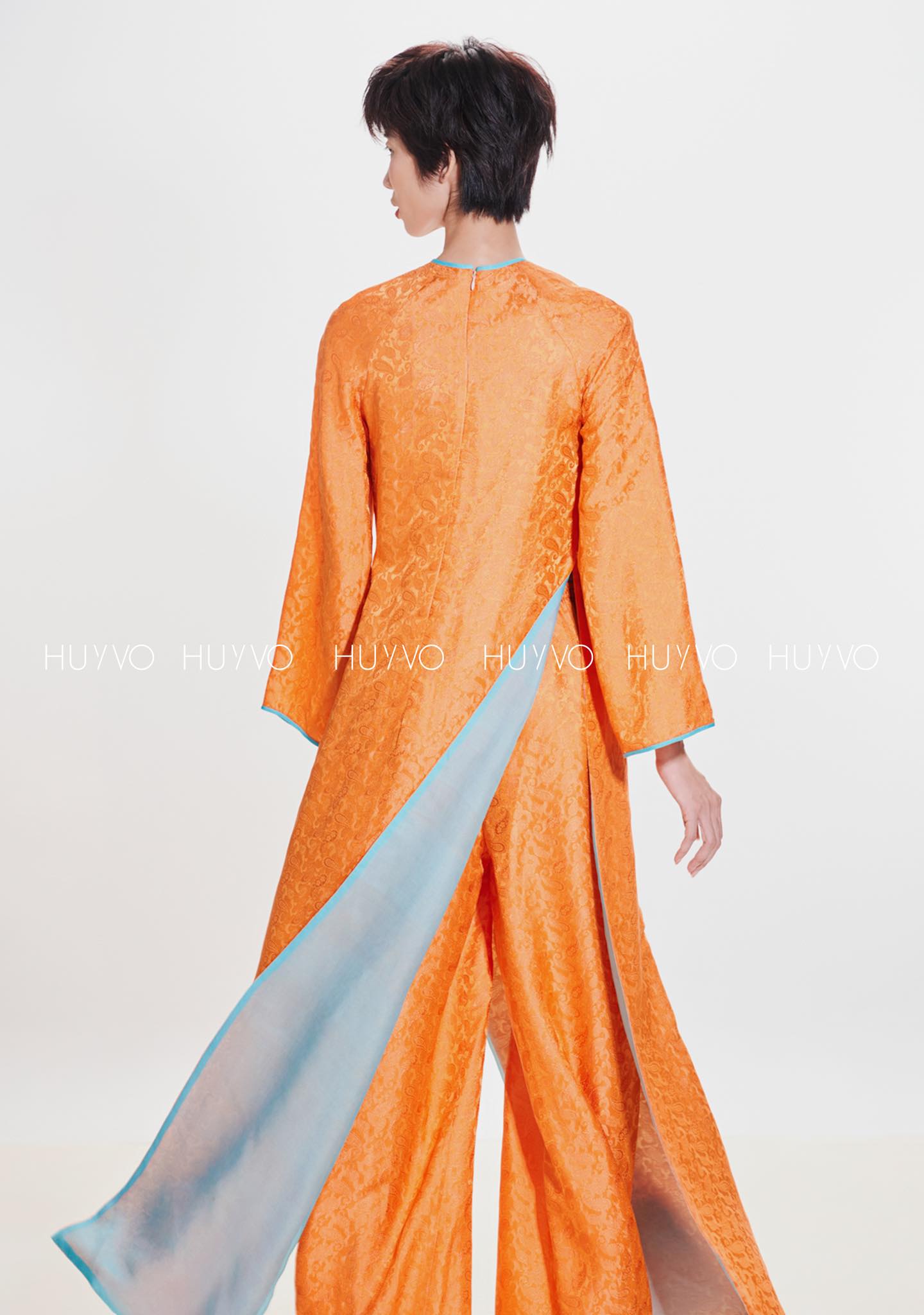 The Carrot Orange – Peacock