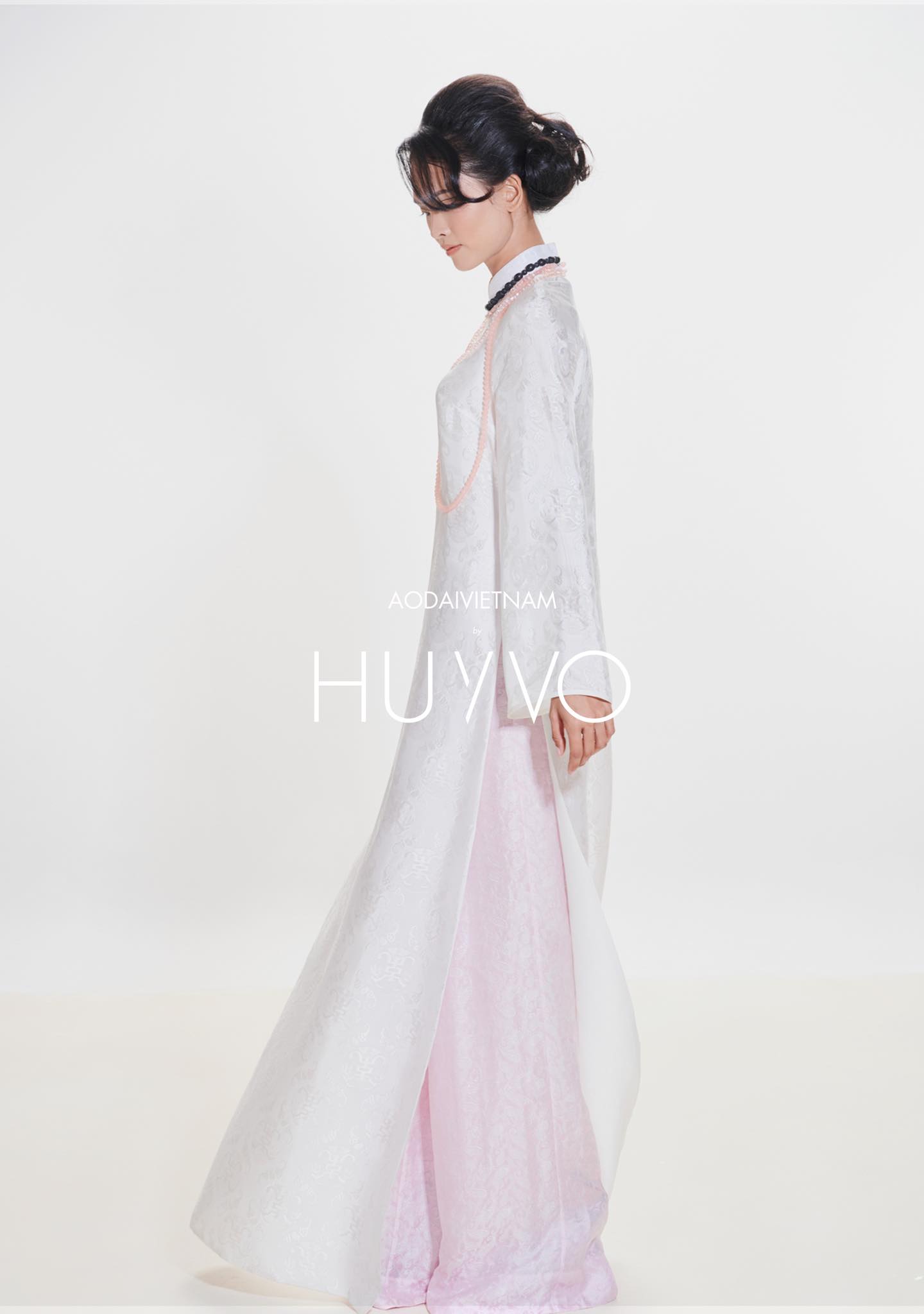 The White – Tradition